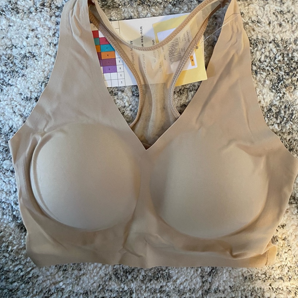 True & Co v neck racerback sheer mesh bra